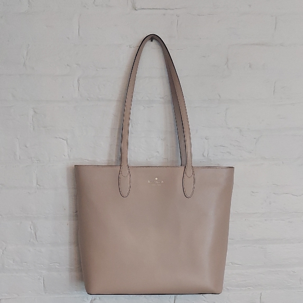 Kate Spade New York Bleecker Large Saffiano Leather Tote H 11.75" L 13.75" W 5"
